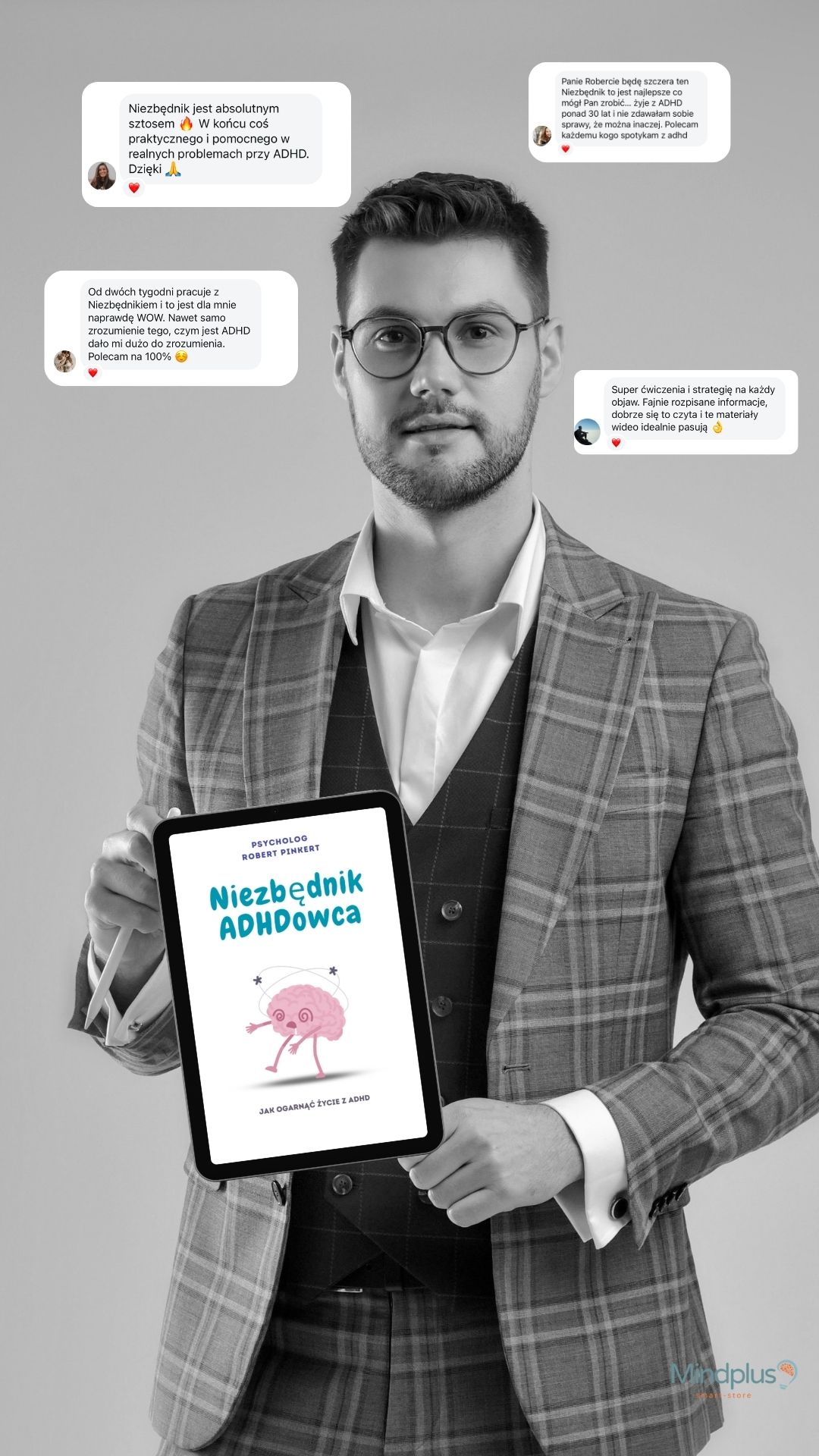 Robert Pinkert prezentuje Niezbędnik ADHDowca na tablecie.